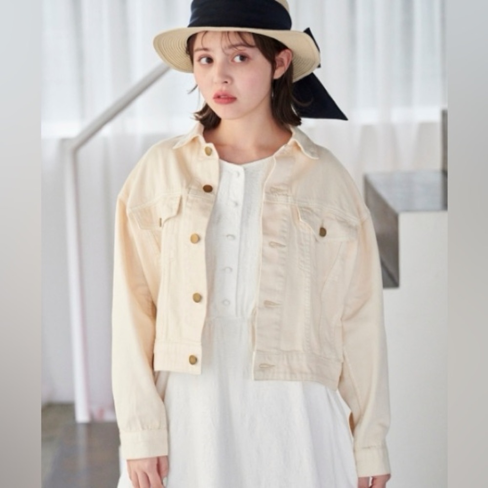 Majestic Legon Cropped Jean Jacket Size M Ivory Japan Kawaii Spring Summer - Picture 2 of 5